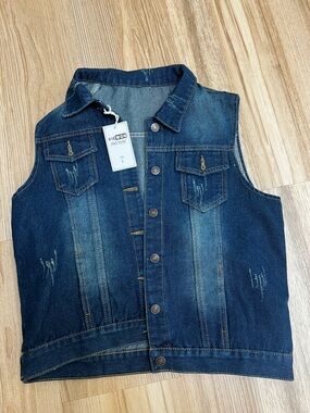 NWT Distressed Denim Vest Size L